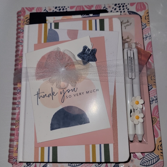 journals, notebooks, writing tools & cards - Picture 9 of 15